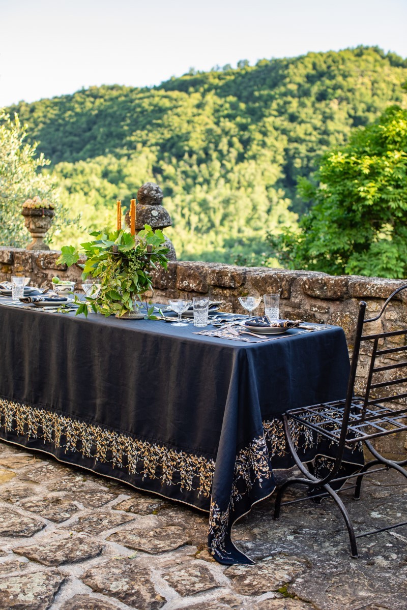 Venaria Linen Tablecloth