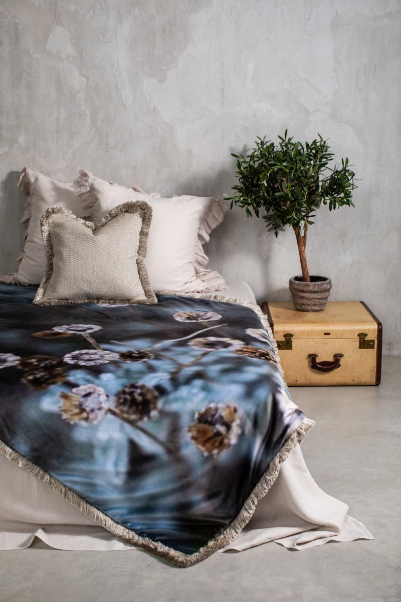 Petals Velvet Fringe Bedspread