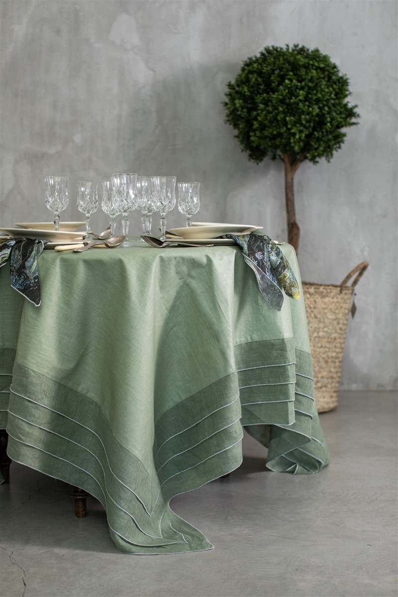 Stain Resistant Linen Sfogliatella Tablecloth