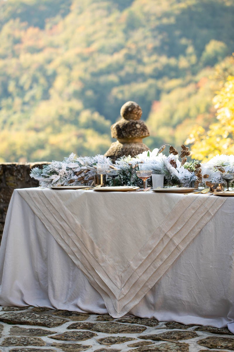 Stain Resistant Linen Sfogliatella Tablecloth