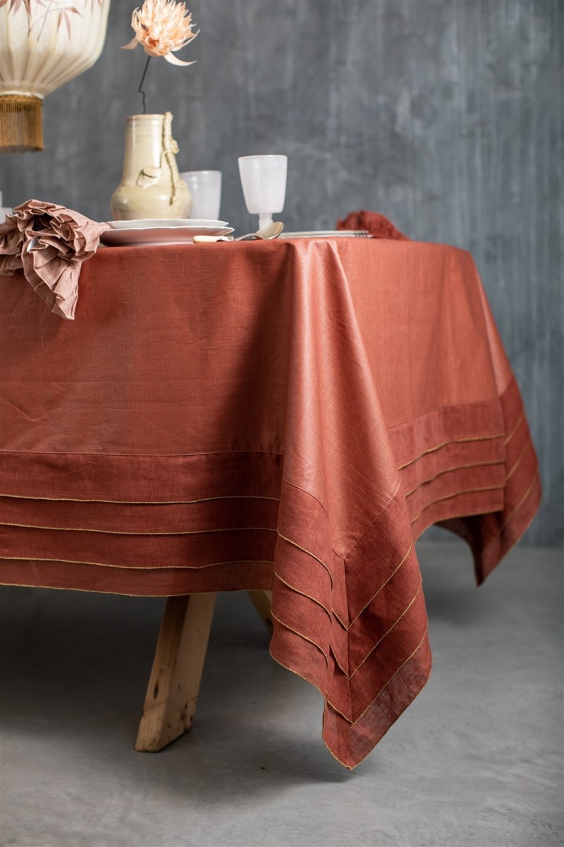 Linen Sfogliatella Tablecloth