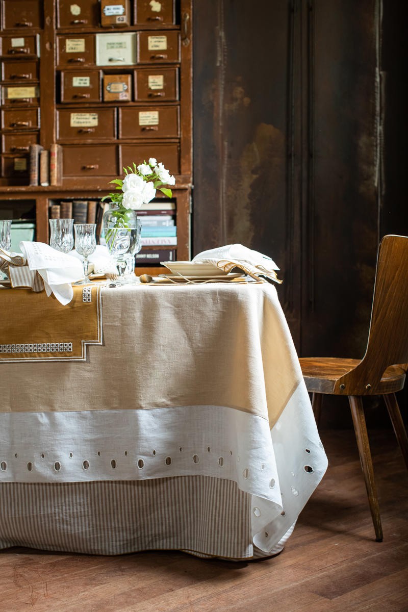 Eva Linen Tablecloth