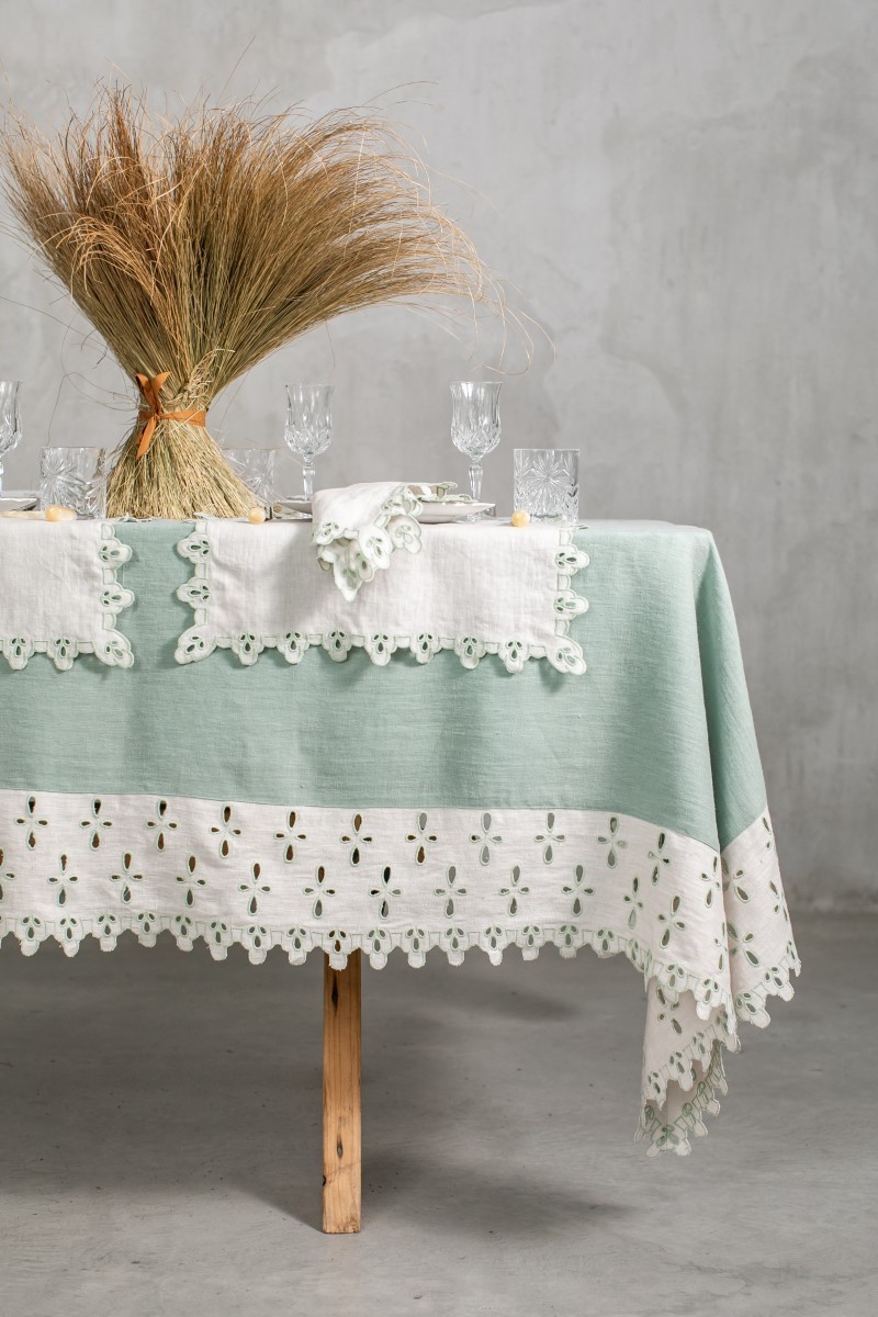 Amalfi Stain Resistant Linen Tablecloth