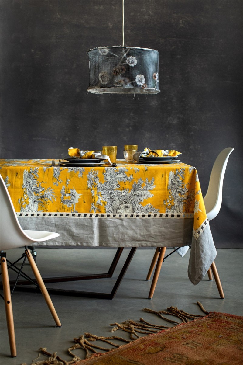 Riviera Tablecloth in Stain Resistant Cotton 