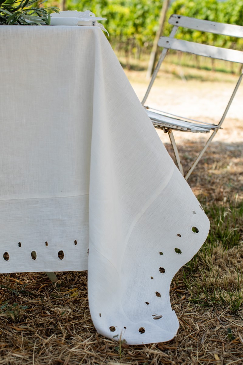 Eva Stain Resistant Linen Tablecloth