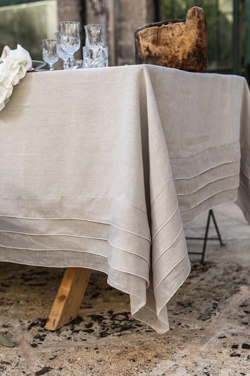 Stain Resistant Linen Sfogliatella Tablecloth