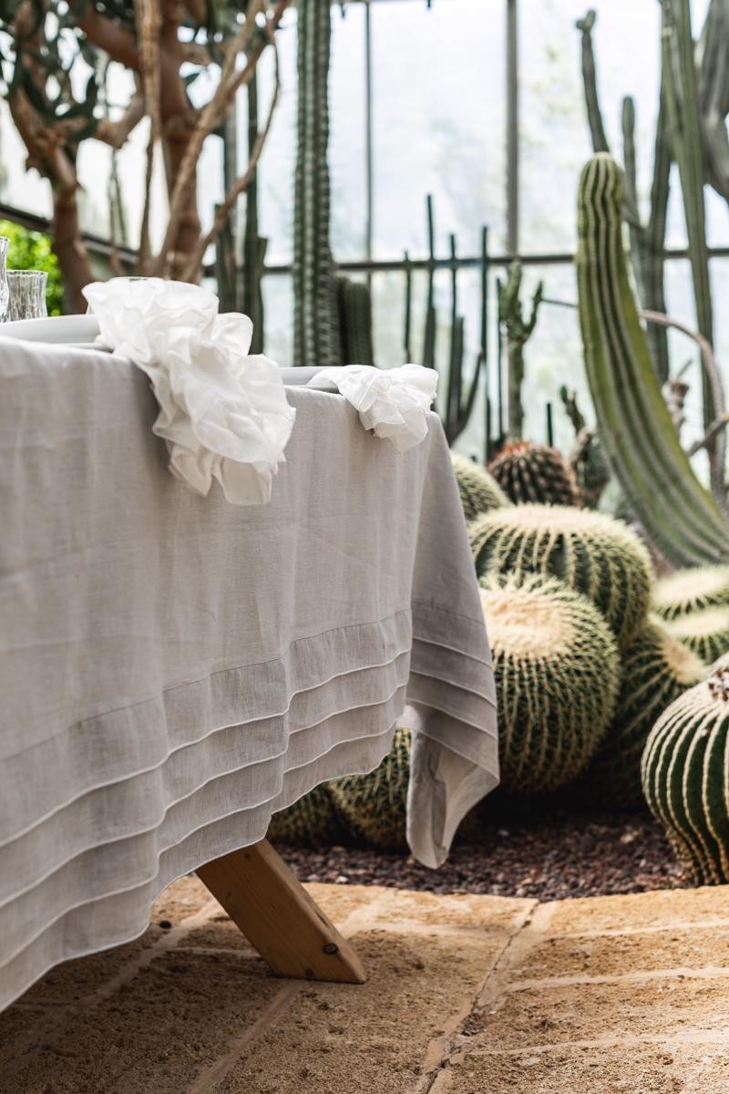 Stain Resistant Linen Sfogliatella Tablecloth