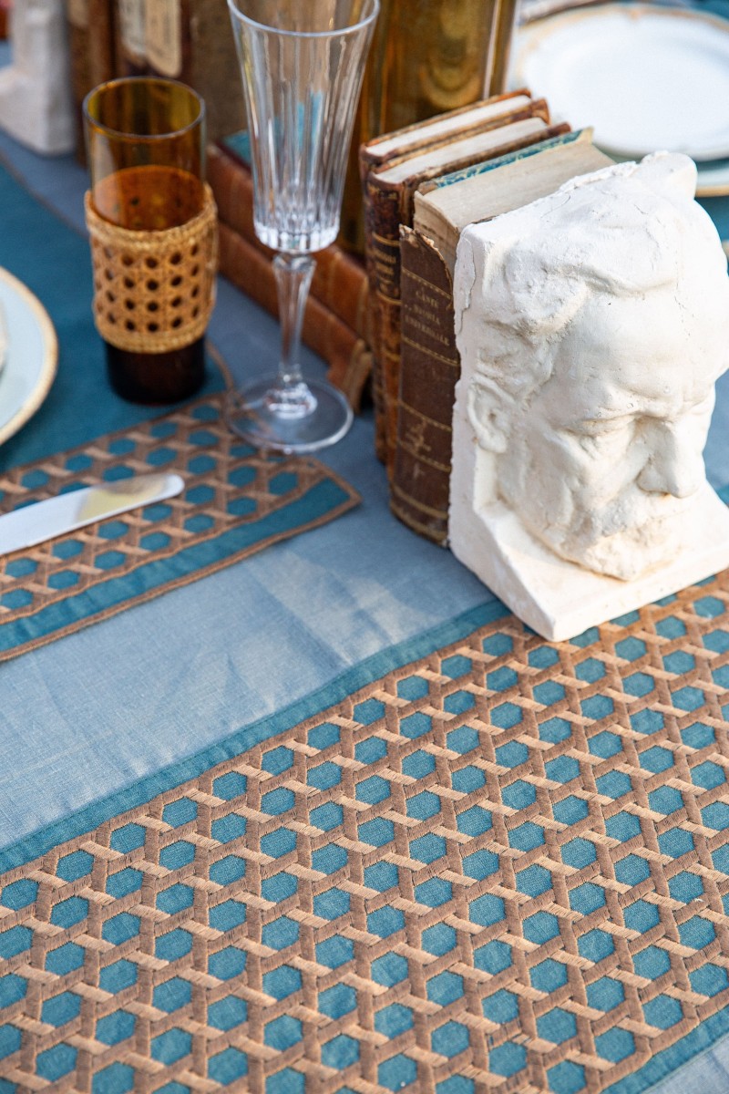 Penelope Linen Tablecloth