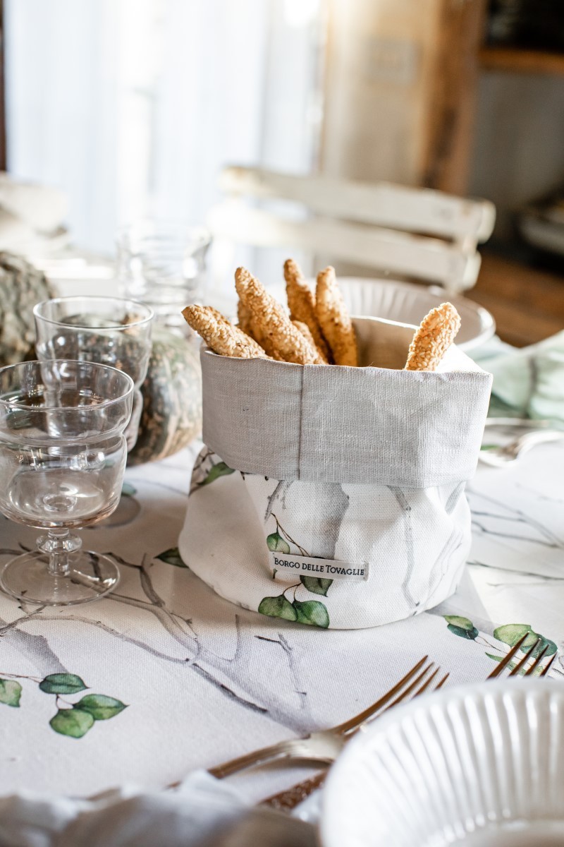 Stainproof Bread Basket