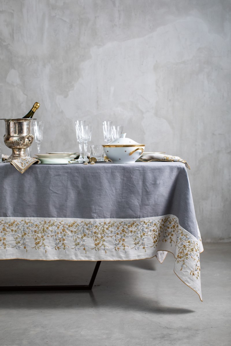 Venaria Stain Resistant Linen Tablecloth