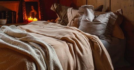 The bedroom in winter