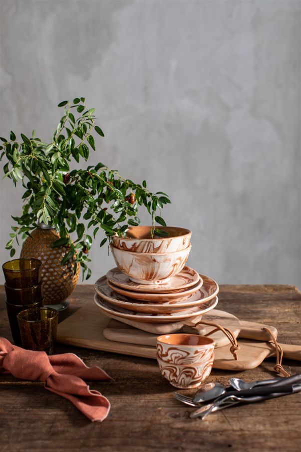 Piatti in ceramica e melamina Made in Italy